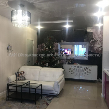 Продам квартиру, Дача 55 ул. , 3 кім., 68 м², евроремонт 