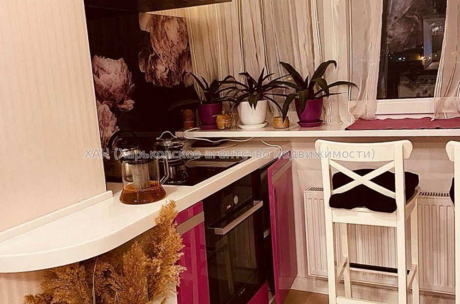 Продам квартиру, Дача 55 ул. , 3  ком., 68 м², евроремонт 