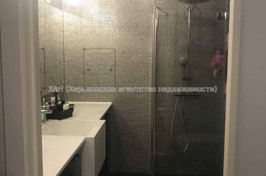 Продам квартиру, Дача 55 ул. , 3  ком., 68 м², евроремонт 