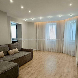 Продам квартиру, Профессорская ул. , 3 кім., 80 м², авторский дизайн