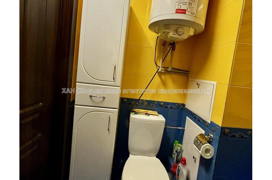 Продам квартиру, Гвардейцев Широнинцев ул. , 1 кім., 39.10 м², капитальный ремонт 