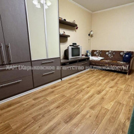 Продам квартиру, Гвардейцев Широнинцев ул. , 1 кім., 39.10 м², капитальный ремонт