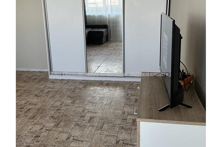 Продам квартиру, Болградская ул. , 1  ком., 38 м², капитальный ремонт 