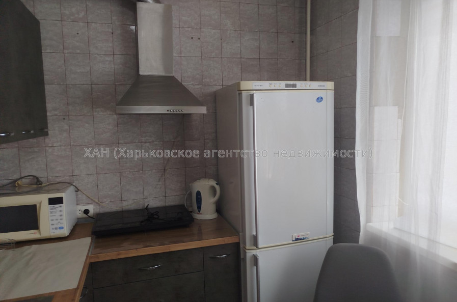 Продам квартиру, Болградская ул. , 1  ком., 38 м², капитальный ремонт 