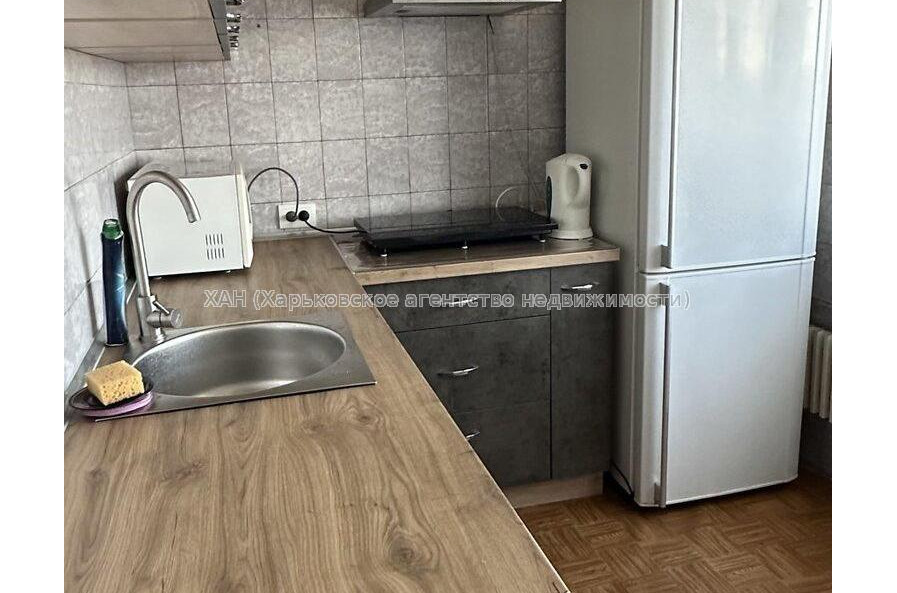 Продам квартиру, Болградская ул. , 1  ком., 38 м², капитальный ремонт 