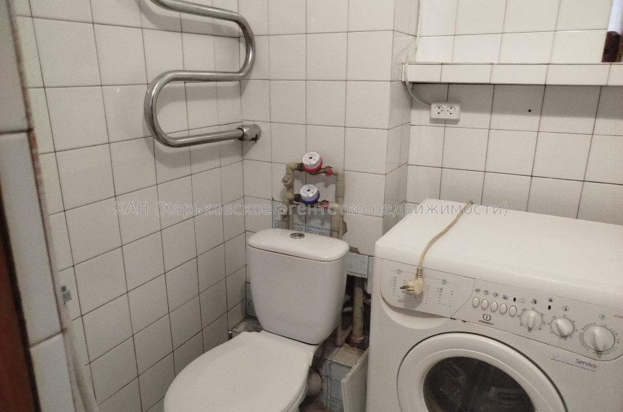 Продам квартиру, Болградская ул. , 1  ком., 38 м², капитальный ремонт 