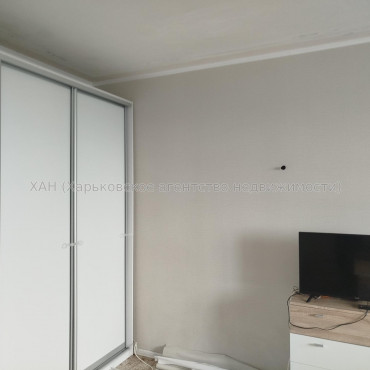 Продам квартиру, Болградская ул. , 1  ком., 38 м², капитальный ремонт 