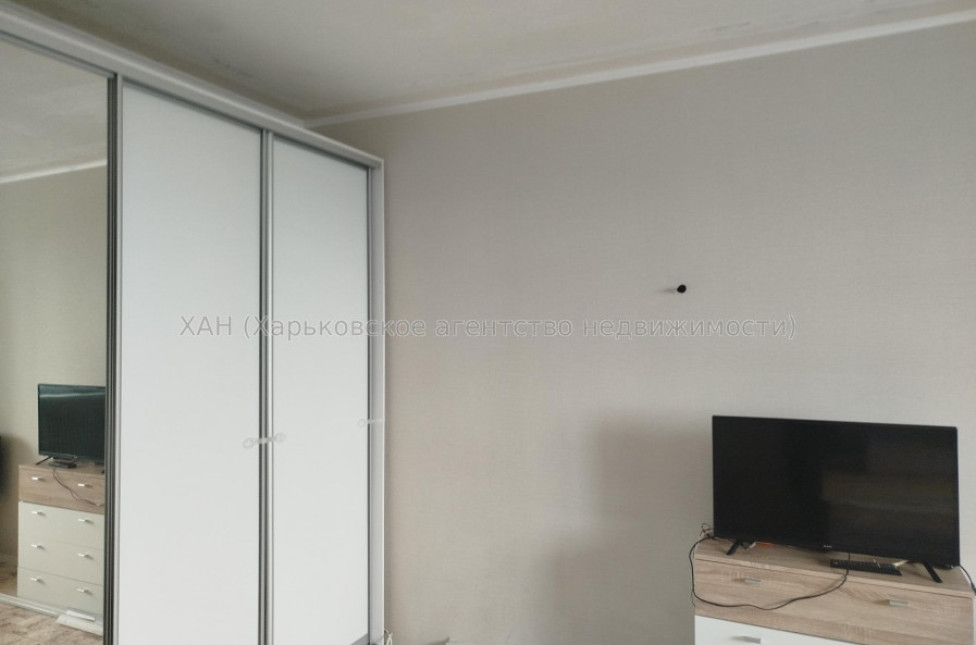 Продам квартиру, Болградская ул. , 1  ком., 38 м², капитальный ремонт 