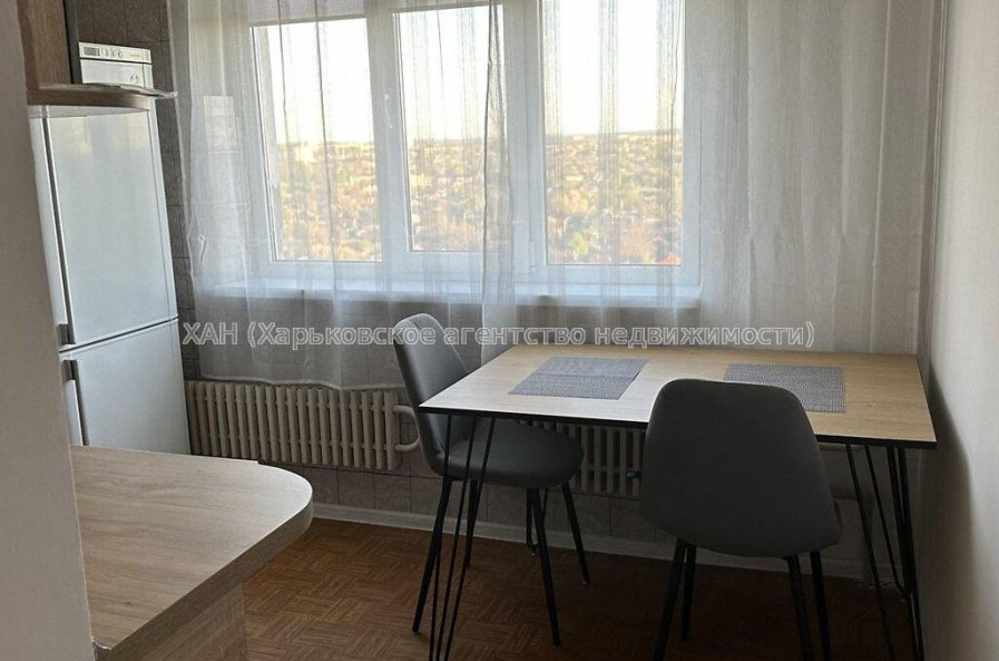 Продам квартиру, Болградская ул. , 1  ком., 38 м², капитальный ремонт 