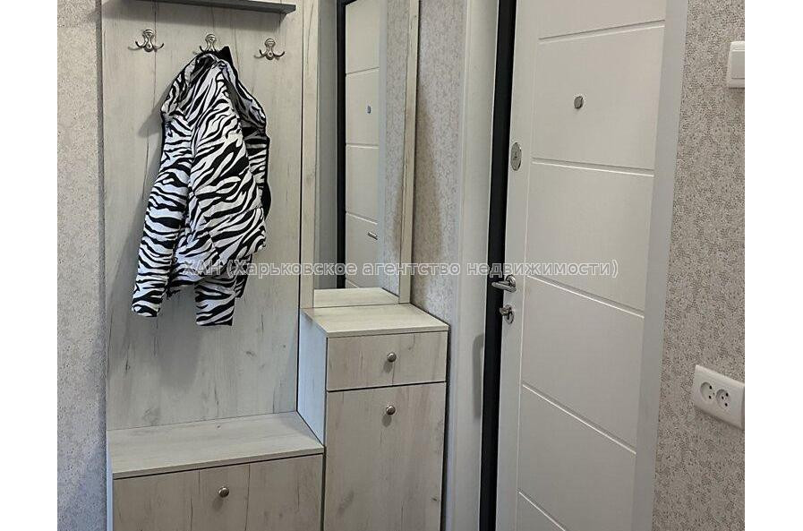 Продам квартиру, Болградская ул. , 1  ком., 38 м², капитальный ремонт 