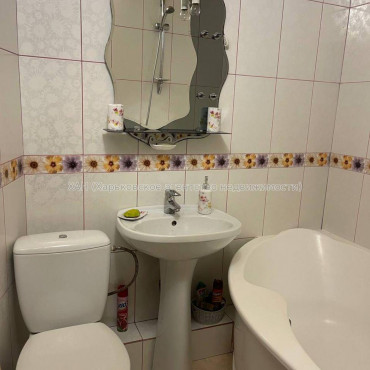 Продам квартиру, Владислава Зубенко ул. , 1  ком., 35.10 м², капитальный ремонт 