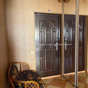 Продам квартиру, Владислава Зубенко ул. , 1  ком., 35.10 м², капитальный ремонт 