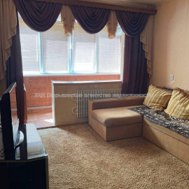 Продам квартиру, Владислава Зубенко ул. , 1  ком., 35.10 м², капитальный ремонт