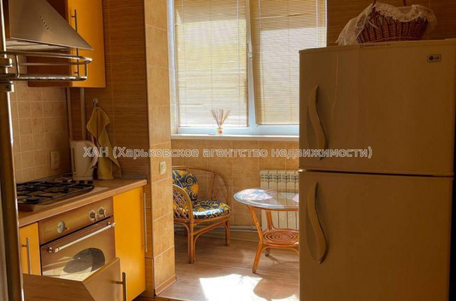 Продам квартиру, Владислава Зубенко ул. , 1  ком., 35.10 м², капитальный ремонт 