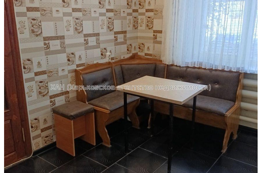 Продам квартиру, Аскольдовская ул. , 1  ком., 31 м², советский ремонт 