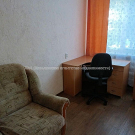 Продам квартиру, Аскольдовская ул. , 1  ком., 31 м², советский ремонт