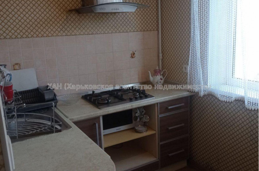 Продам квартиру, Воскресенская ул. , 2  ком., 48 м², евроремонт 