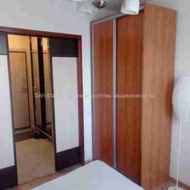 Продам квартиру, Воскресенская ул. , 2  ком., 48 м², евроремонт 