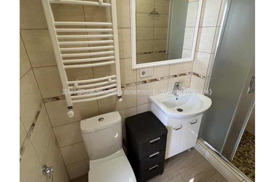 Продам квартиру, Петра Франко пер. , 1  ком., 30 м², капитальный ремонт 
