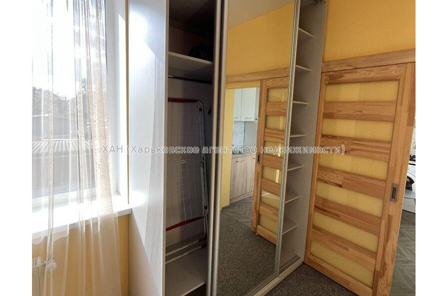 Продам квартиру, Петра Франко пер. , 1  ком., 30 м², капитальный ремонт 