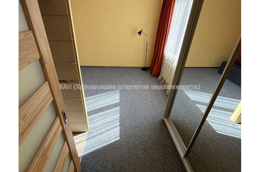Продам квартиру, Петра Франко пер. , 1  ком., 30 м², капитальный ремонт 