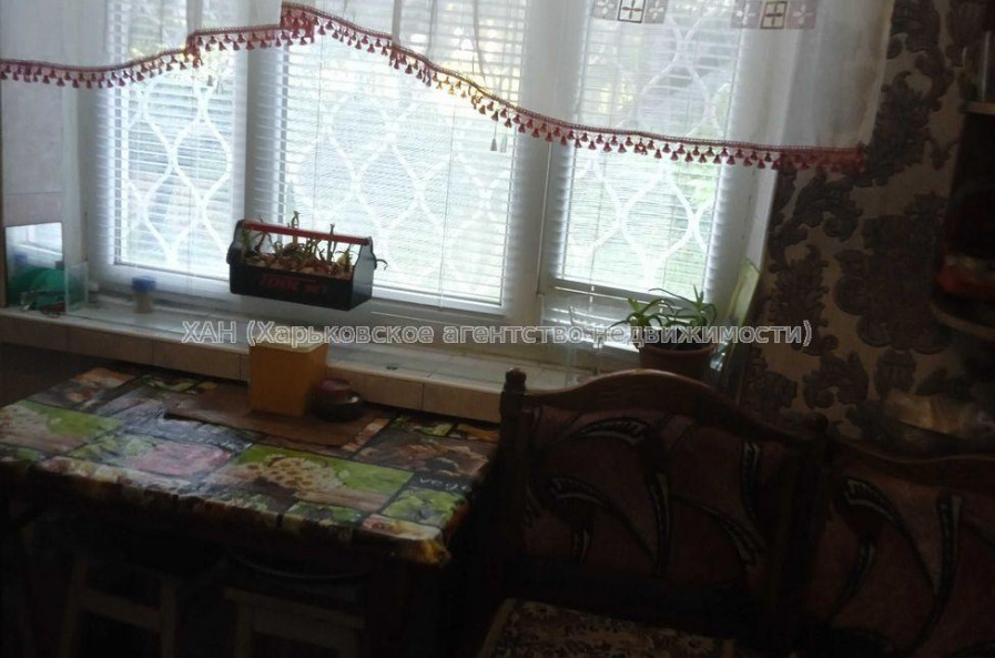 Продам квартиру, Бучмы ул. , 2  ком., 45 м², косметический ремонт 