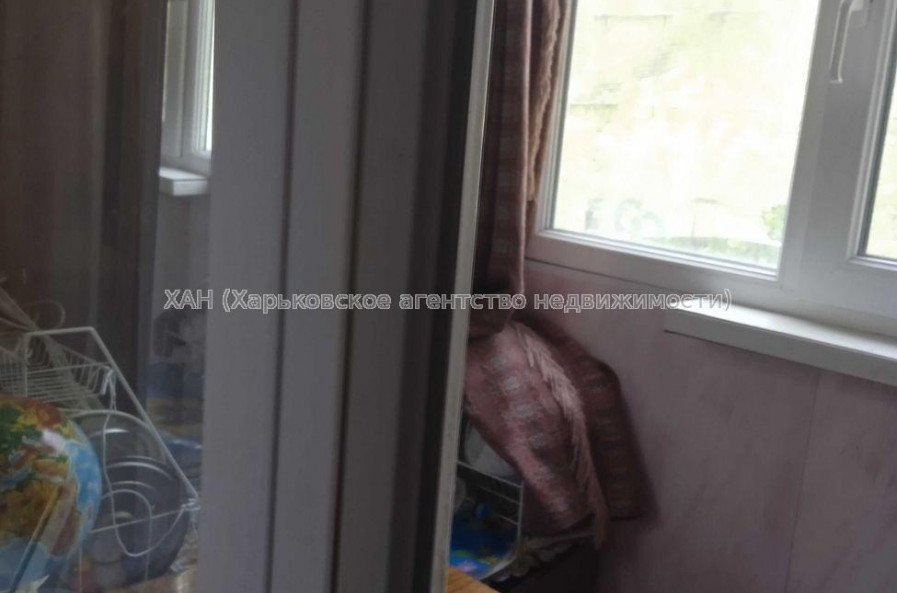 Продам квартиру, Бучмы ул. , 2  ком., 45 м², косметический ремонт 