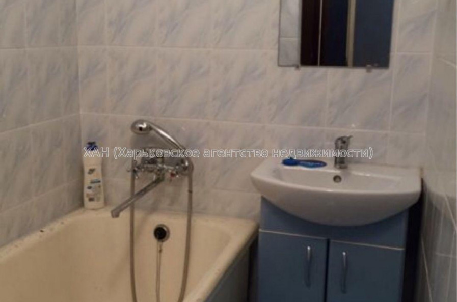 Продам квартиру, Валентиновская ул. , 2  ком., 44.90 м², косметический ремонт 