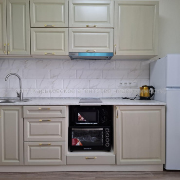 Сдам квартиру, Мира ул. , 1  ком., 40 м², евроремонт 