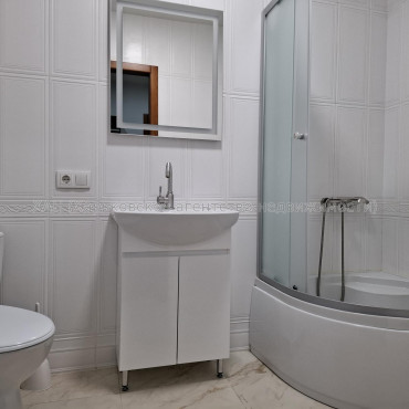 Сдам квартиру, Мира ул. , 1  ком., 40 м², евроремонт 