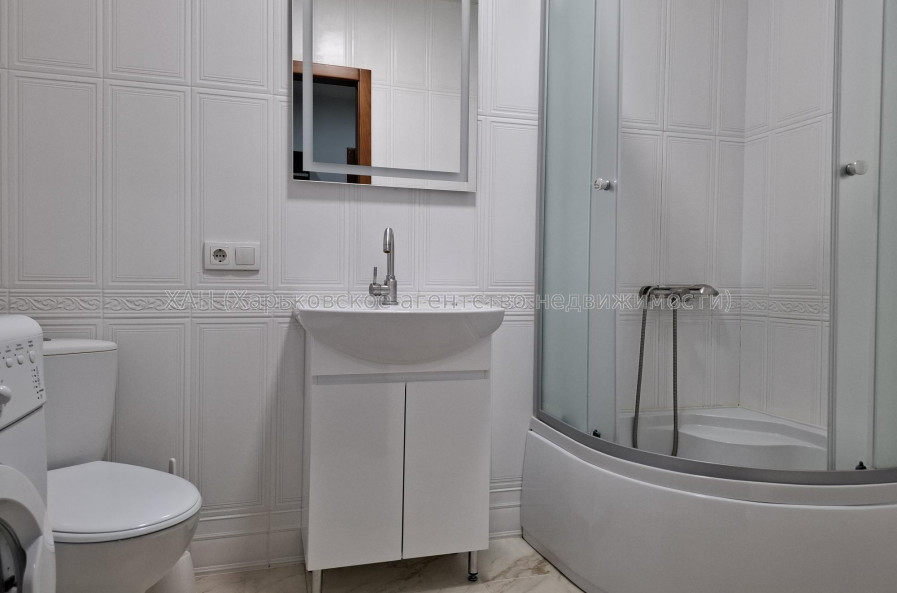 Сдам квартиру, Мира ул. , 1  ком., 40 м², евроремонт 