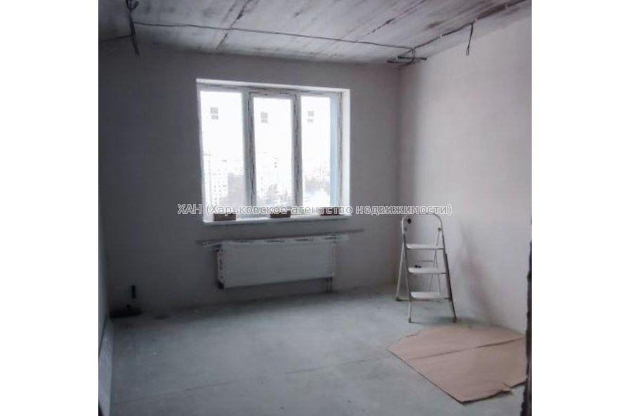 Продам квартиру, Победы просп. , 2  ком., 67 м², без отделочных работ 