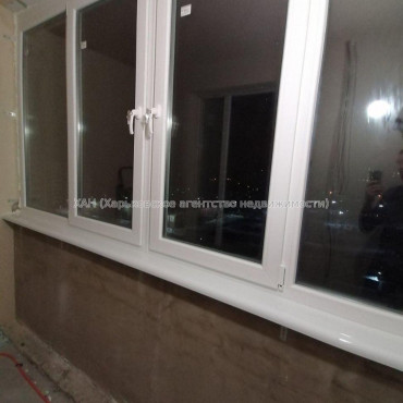 Продам квартиру, Победы просп. , 2 кім., 67 м², без отделочных работ 