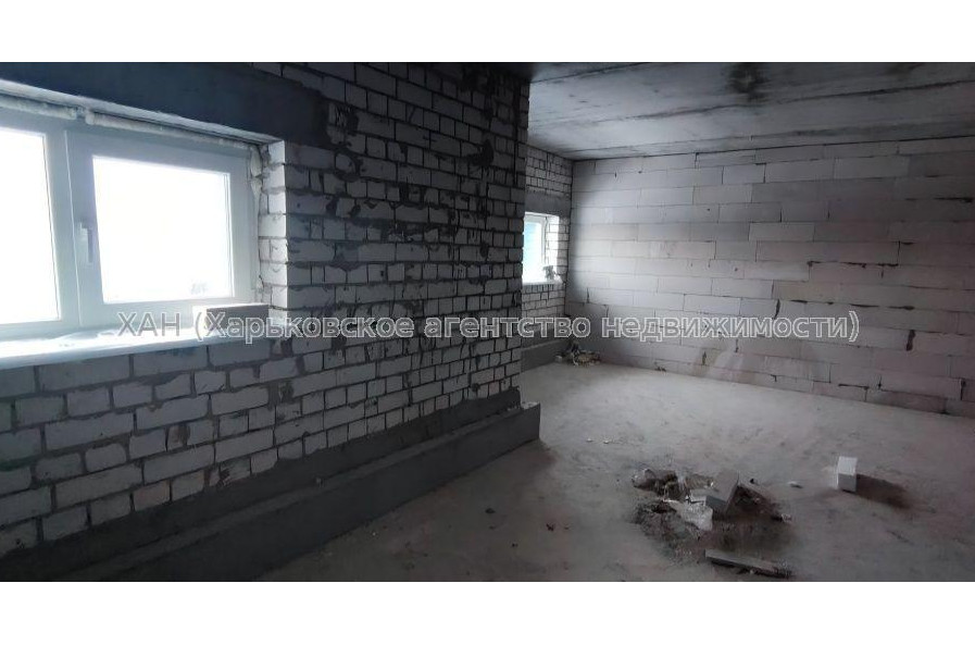 Продам квартиру, Победы просп. , 2  ком., 67 м², без отделочных работ 