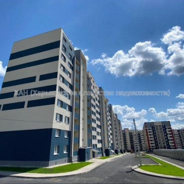 Продам квартиру, Победы просп. , 2 кім., 67 м², без отделочных работ 