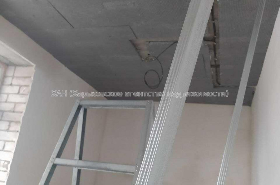 Продам квартиру, Букова ул. , 2  ком., 50 м², без отделочных работ 