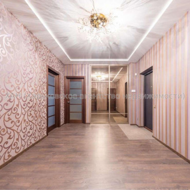 Продам квартиру, Григоровское шоссе , 2  ком., 86 м², евроремонт 