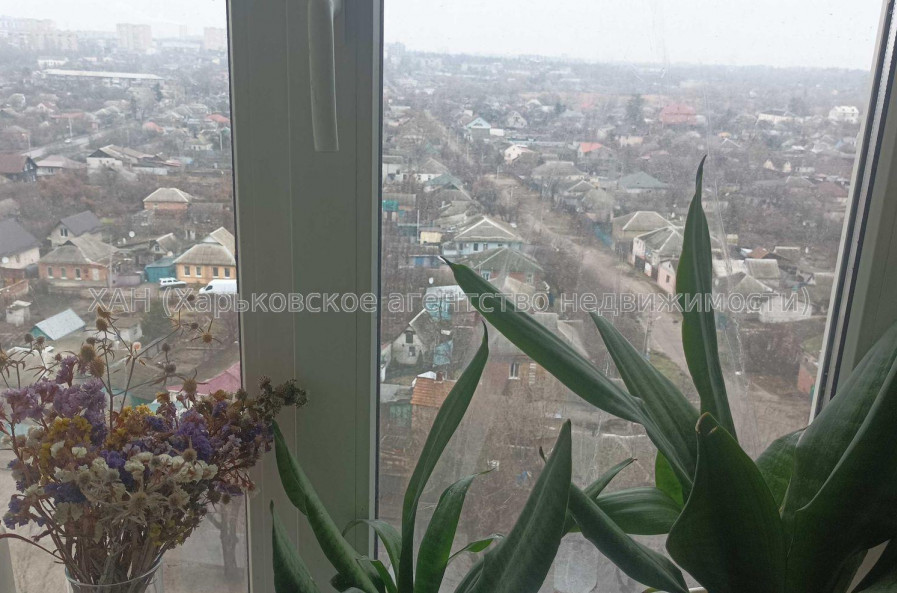 Продам квартиру, Силикатная ул. , 1  ком., 36 м², советский ремонт 