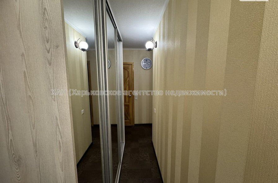 Продам квартиру, Гвардейцев Широнинцев ул. , 1 кім., 40 м², косметический ремонт 
