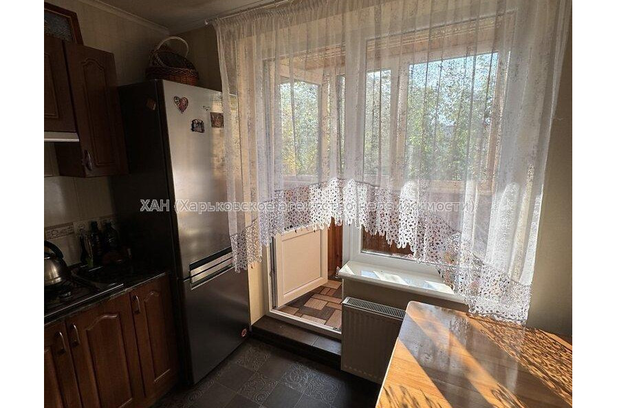 Продам квартиру, Гвардейцев Широнинцев ул. , 1 кім., 40 м², косметический ремонт 