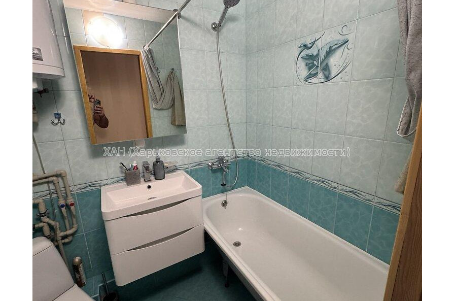 Продам квартиру, Гвардейцев Широнинцев ул. , 1 кім., 40 м², косметический ремонт 