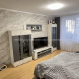 Продам квартиру, Гвардейцев Широнинцев ул. , 1  ком., 42 м², евроремонт 