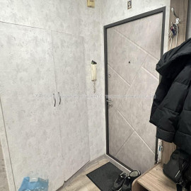 Продам квартиру, Гвардейцев Широнинцев ул. , 1 кім., 42 м², евроремонт