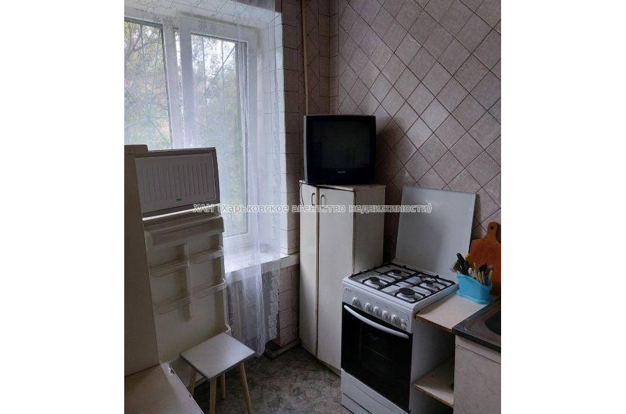 Продам квартиру, Мира ул. , 1  ком., 33 м², советский ремонт 