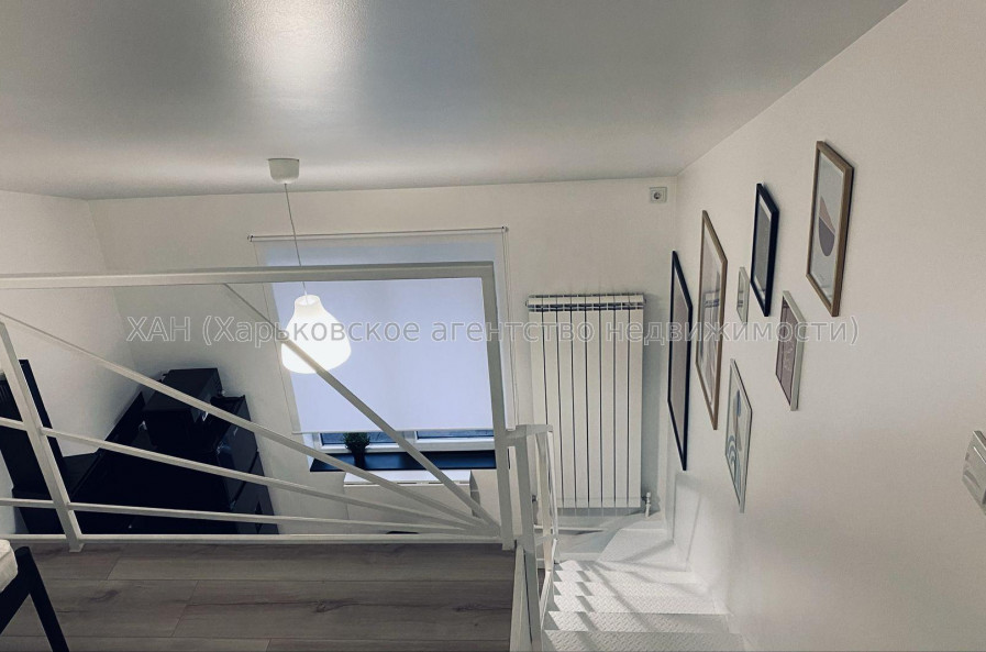 Продам квартиру, Хмельницкого Богдана ул. , 1 кім., 27 м², авторский дизайн 