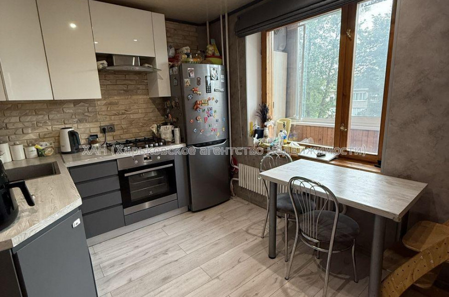 Продам квартиру, Франтишека Крала ул. , 1 кім., 39 м², евроремонт 