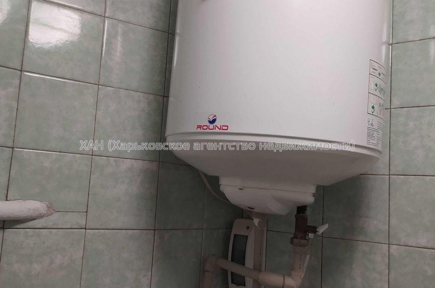 Продам квартиру, Владислава Зубенко ул. , 1 кім., 30.90 м², советский ремонт 