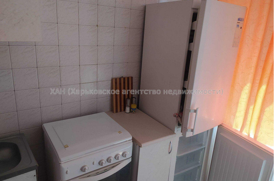 Продам квартиру, Владислава Зубенко ул. , 1 кім., 30.90 м², советский ремонт 