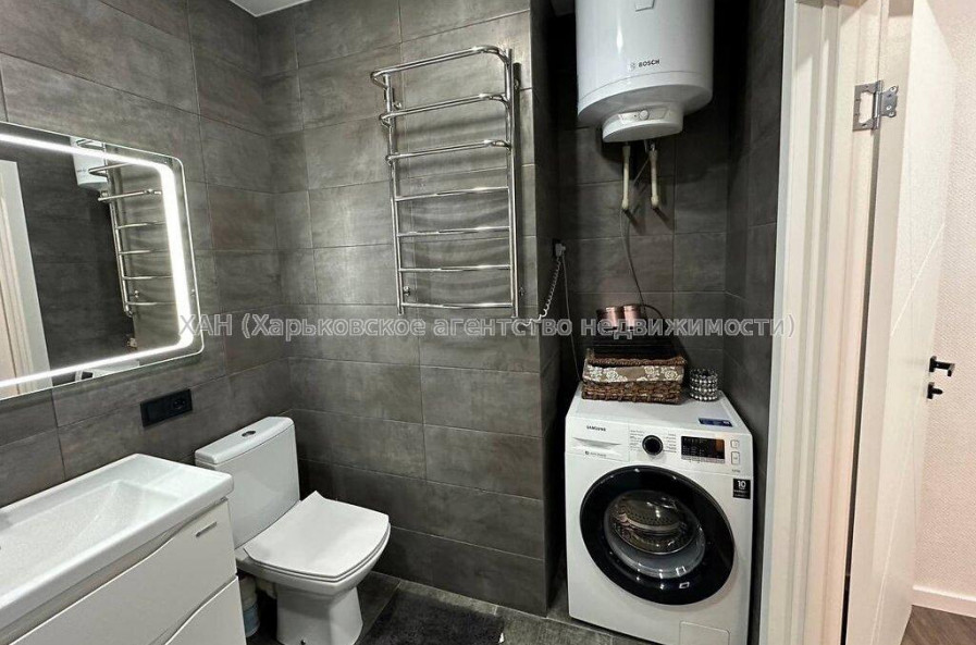 Продам квартиру, Ньютона ул. , 1  ком., 45.50 м², евроремонт 