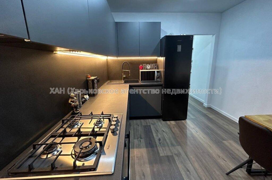 Продам квартиру, Ньютона ул. , 1  ком., 45.50 м², евроремонт 